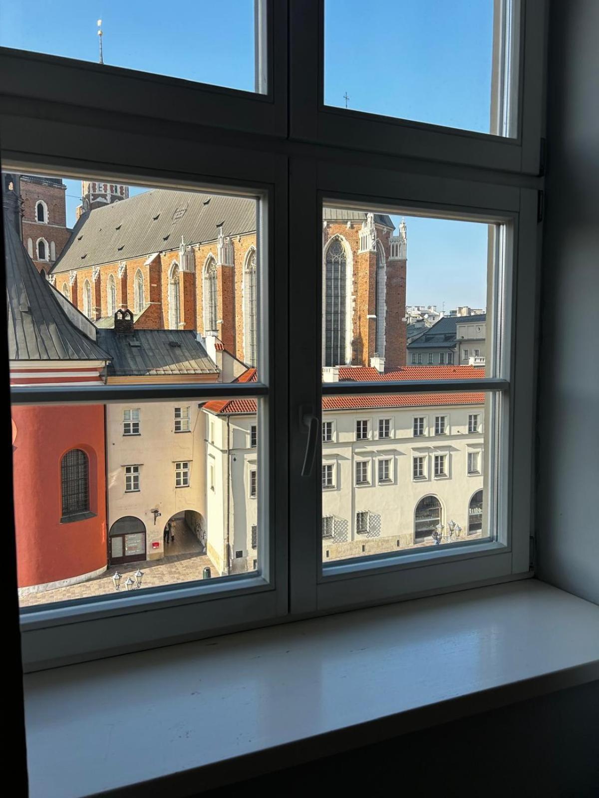 Small Market Square - Old Town Apartament *